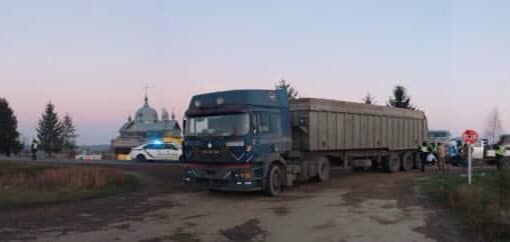 В Отинії у результаті аварії травмувалися двоє львів’ян (ФОТО)