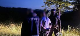 На Прикарпатті викрили організатора нелегального переправлення чоловіків через кордон: за “послугу” просив $8 тисяч