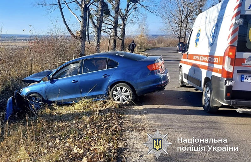 авто у кюветі