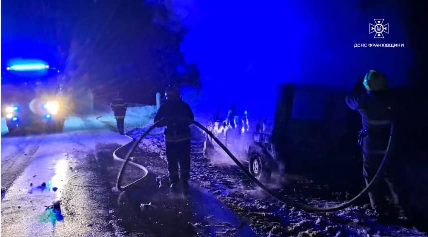 горить авто