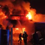 горить вогонь