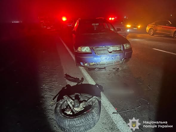 У поліції розповіли деталі аварії, внаслідок якої загинули жінка та її 9-річна дитина