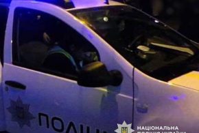 На Прикарпаття екстрадували чоловіка, який смертельно побив знайомого