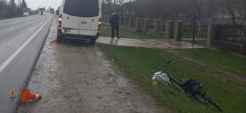 На Івано-Франківщині водій мікроавтобуса збив велосипедиста