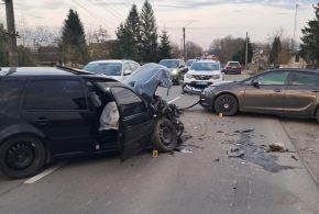 У Калуші зіткнулися “Опель” та “Фольксваген”. Є травмовані