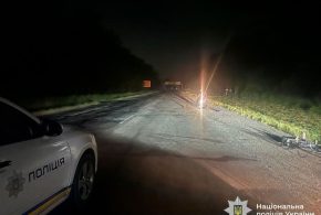 На Прикарпатті п’яний скутерист збив велосипедиста