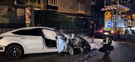 В Івано-Франківську п’яний водій Tesla скоїв ДТП
