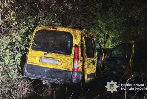 На Надвірнянщині внаслідок ДТП загинув водій “Рено Кенго”