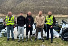 На Івано-Франківщині студент разом з однокурсниками та батьком-лікарем налагодив масштабне нарковиробництво