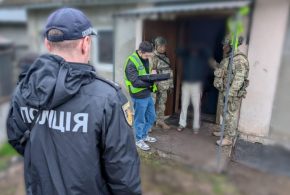 На Прикарпатті викрили групу осіб, які вчинили кіберкрадіжки на понад пів мільйона гривень